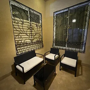 احجز هنا